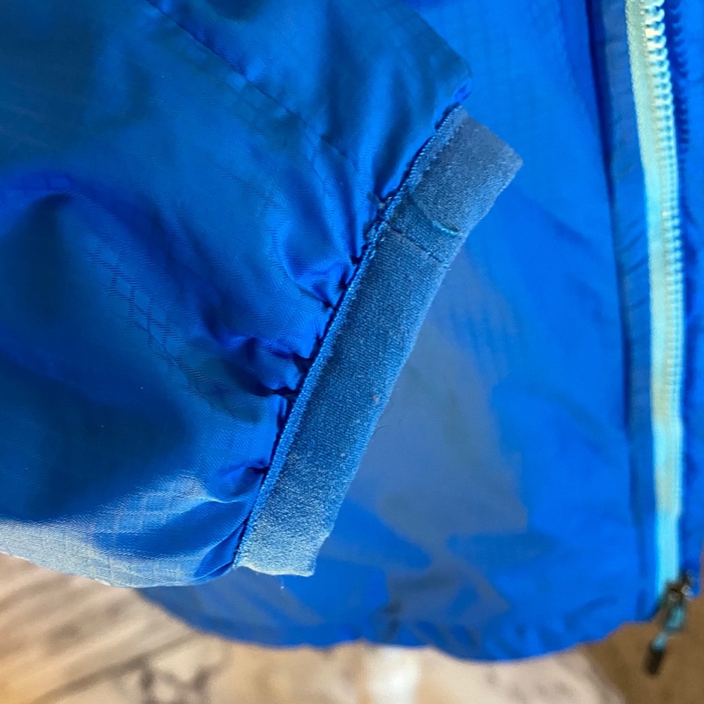The North Face Blue Jacket Size Medium - Picture 7 of 8